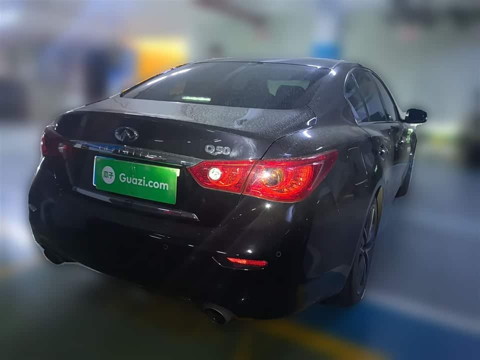 Infiniti Q50L