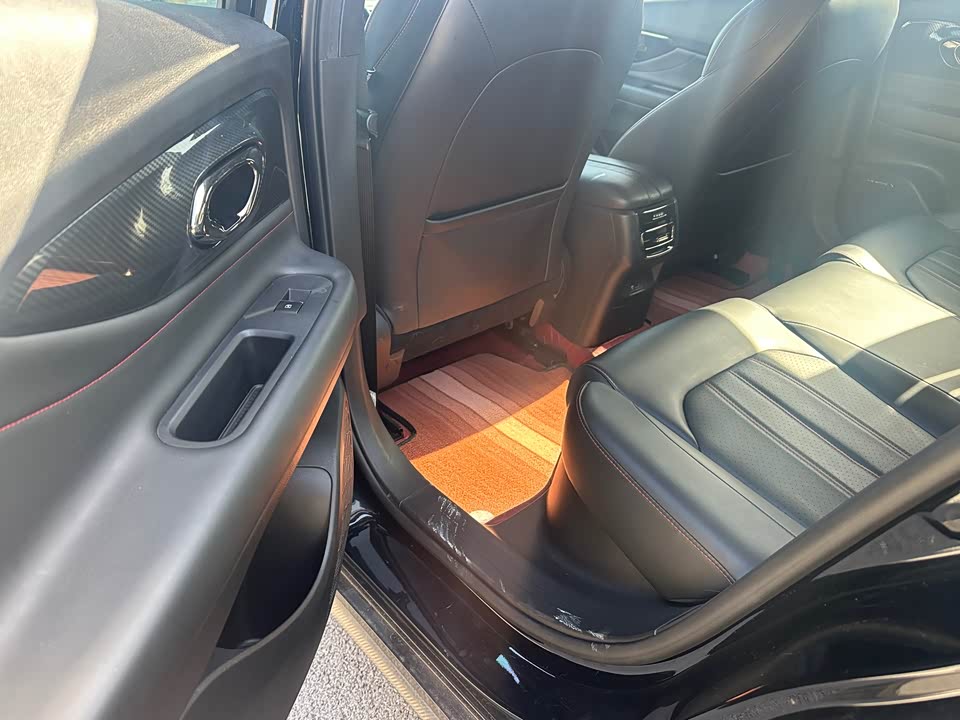 Trumpchi Shadow Leopard