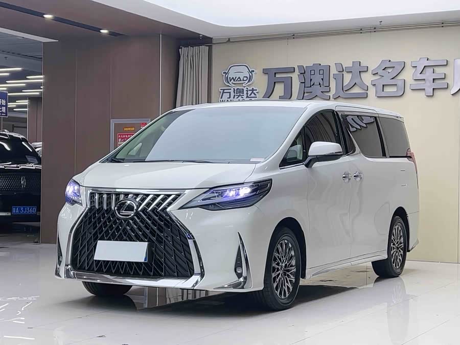 Toyota Alphard 2019, фото 1