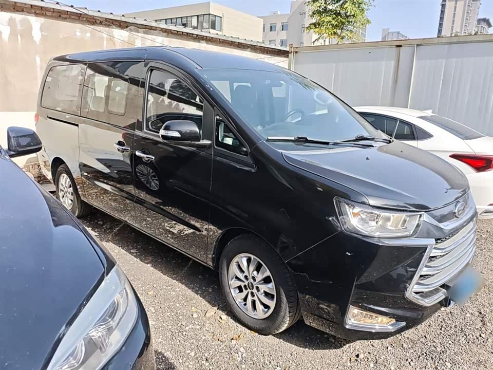 JAC Refine Ruifeng M4