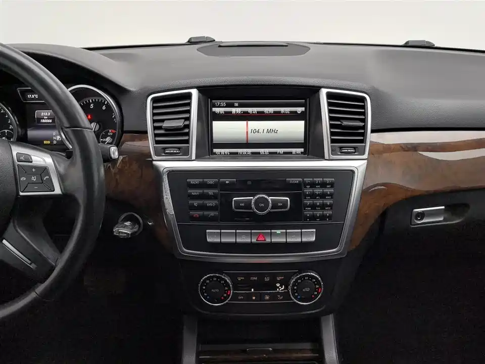 Mercedes-Benz M class