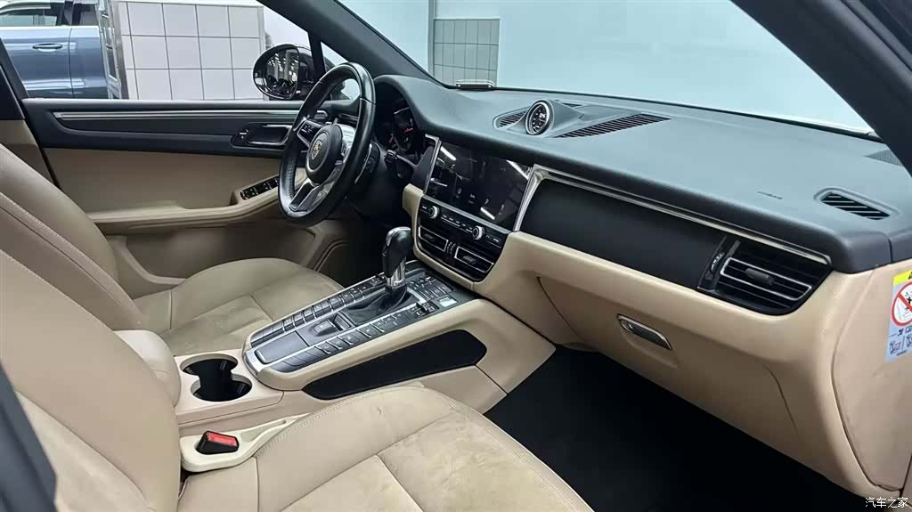 Porsche Macan, 2019 12