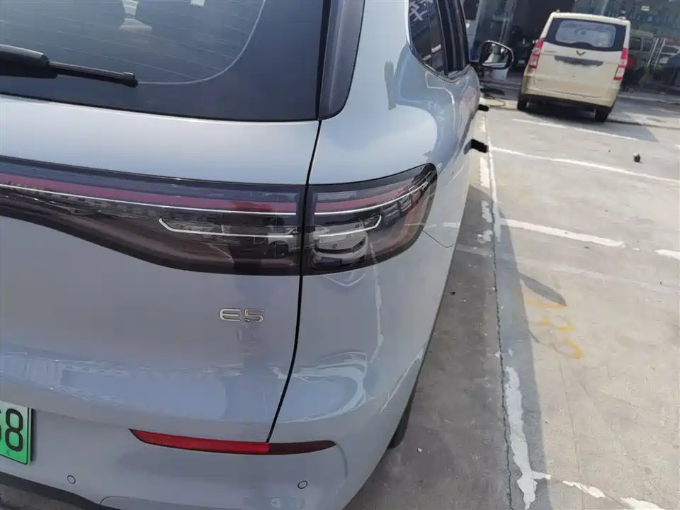 Geely Galaxy Galaxy E5