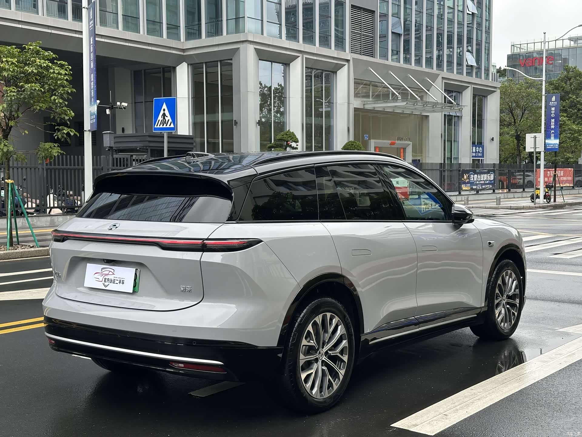 NIO ES6, 2025 4