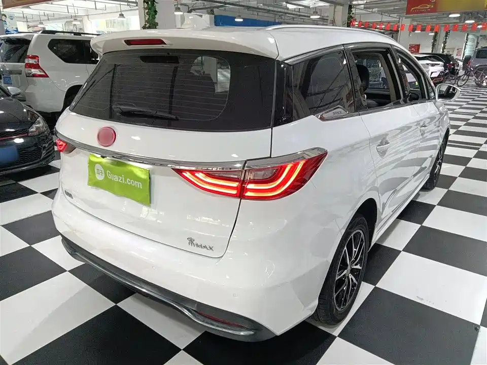 BYD Song MAX