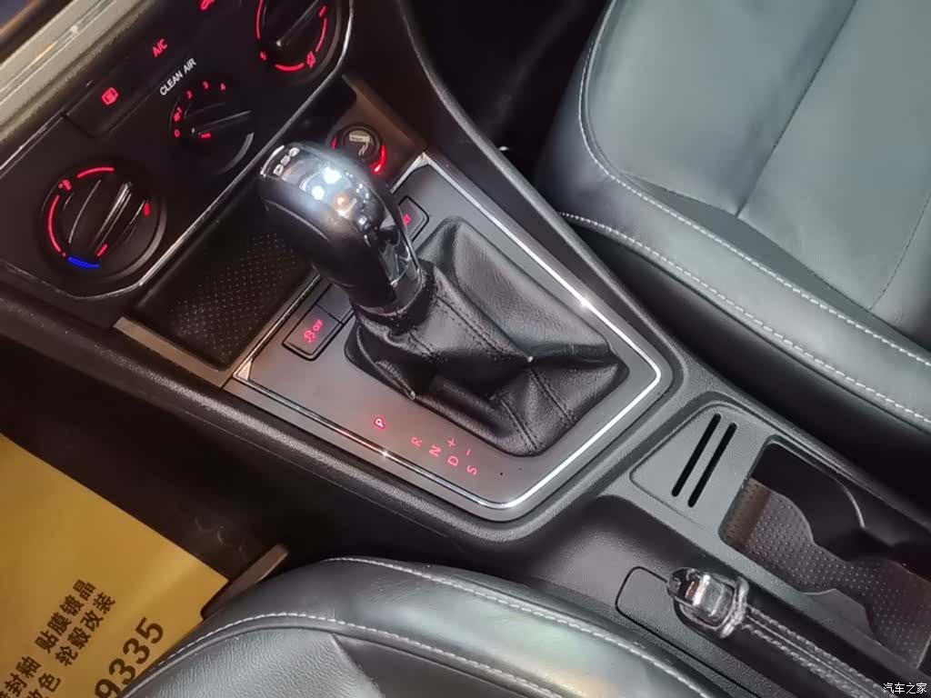 Volkswagen Lavida, 2017 14