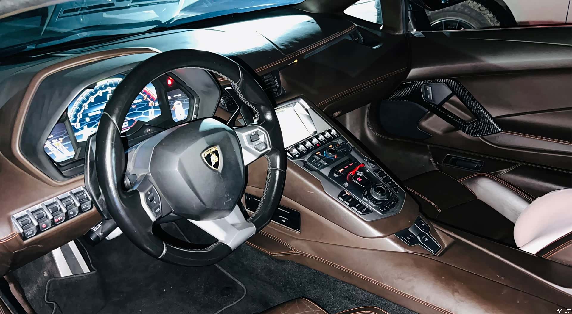 Lamborghini Aventador, 2013 7
