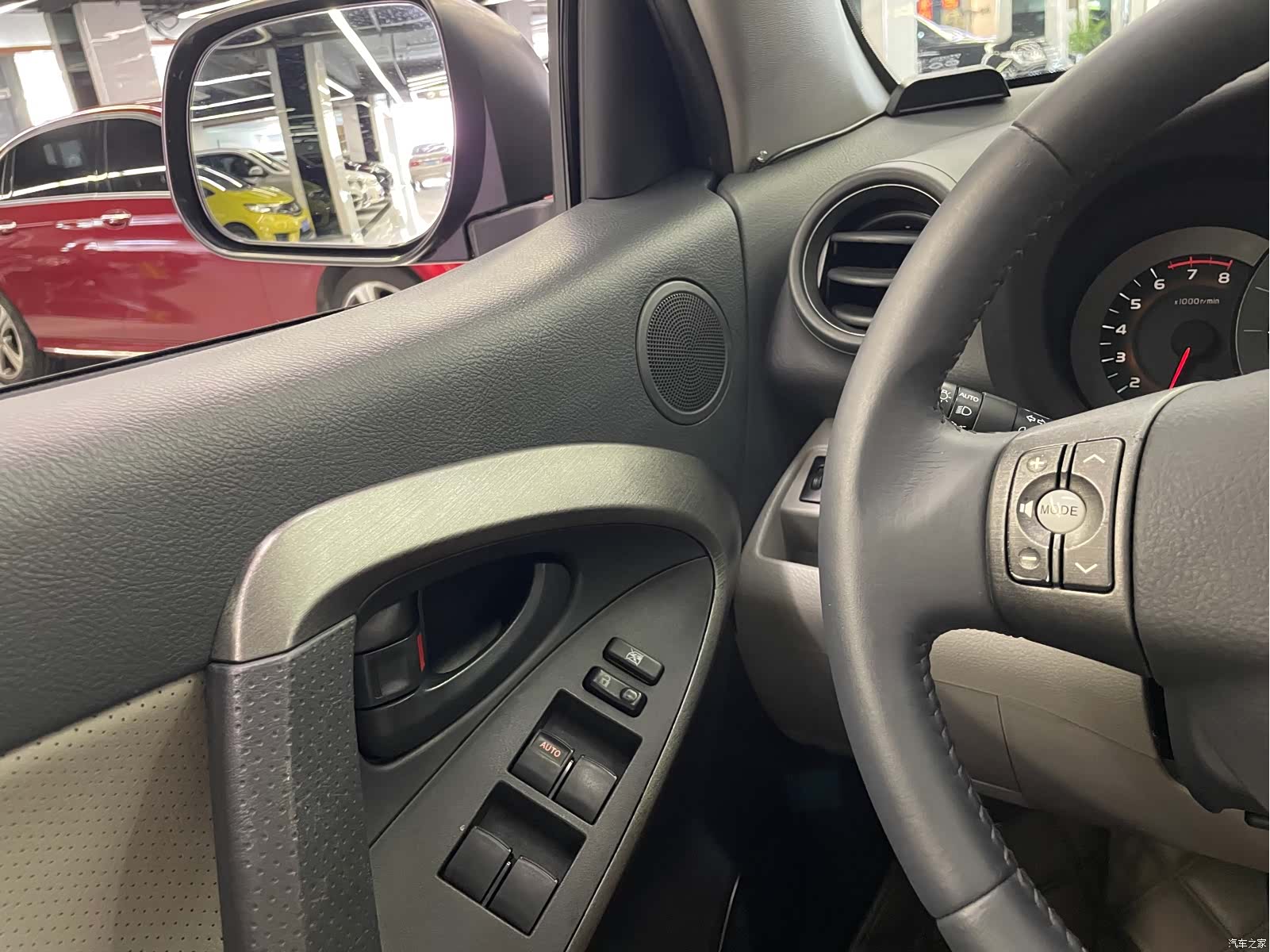 Toyota RAV4, 2011 15