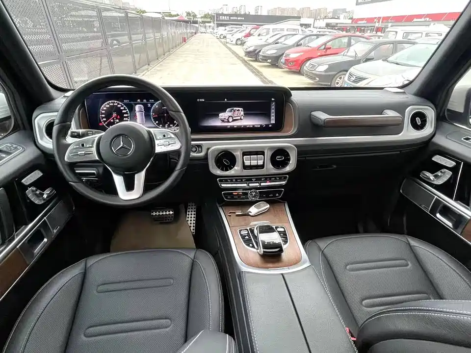 Mercedes-Benz G-class