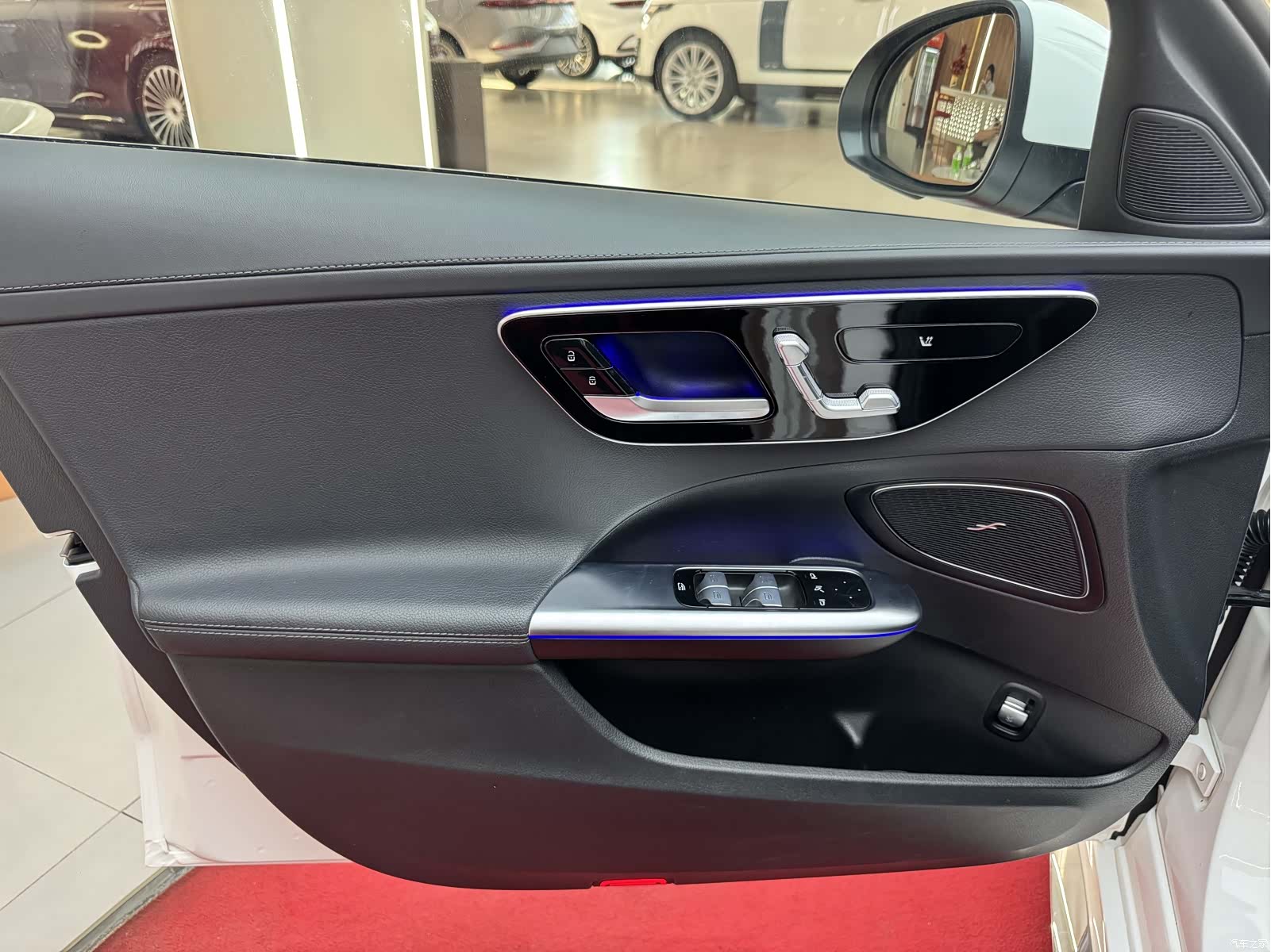 Mercedes-Benz C-Class, 2023 9