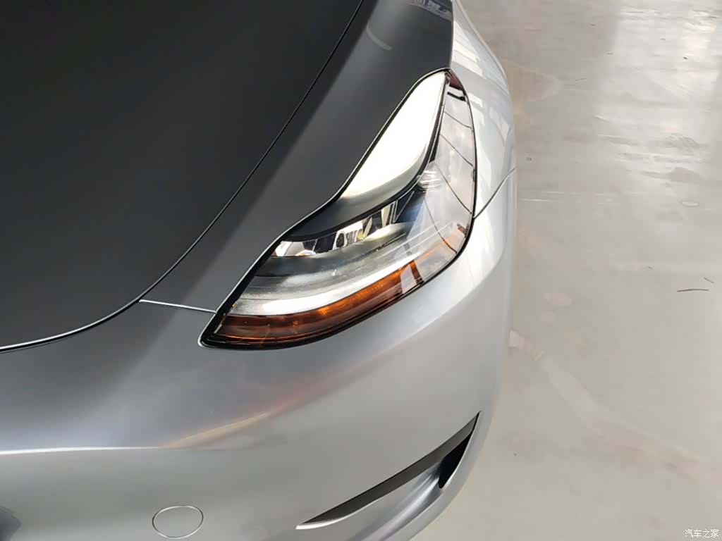 Tesla Model Y, 2024 24