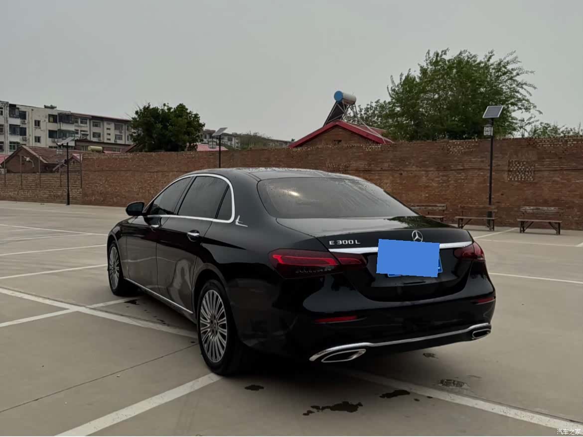 Mercedes-Benz E-Class, 2021 4