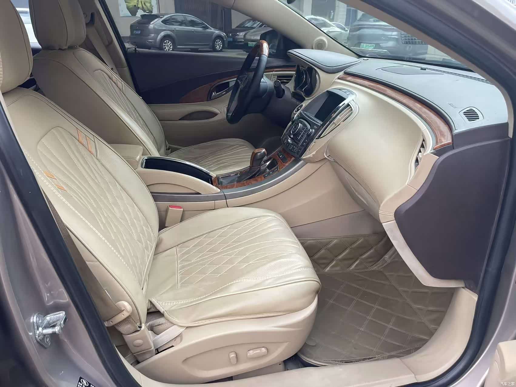 Buick LaCrosse, 2011 9