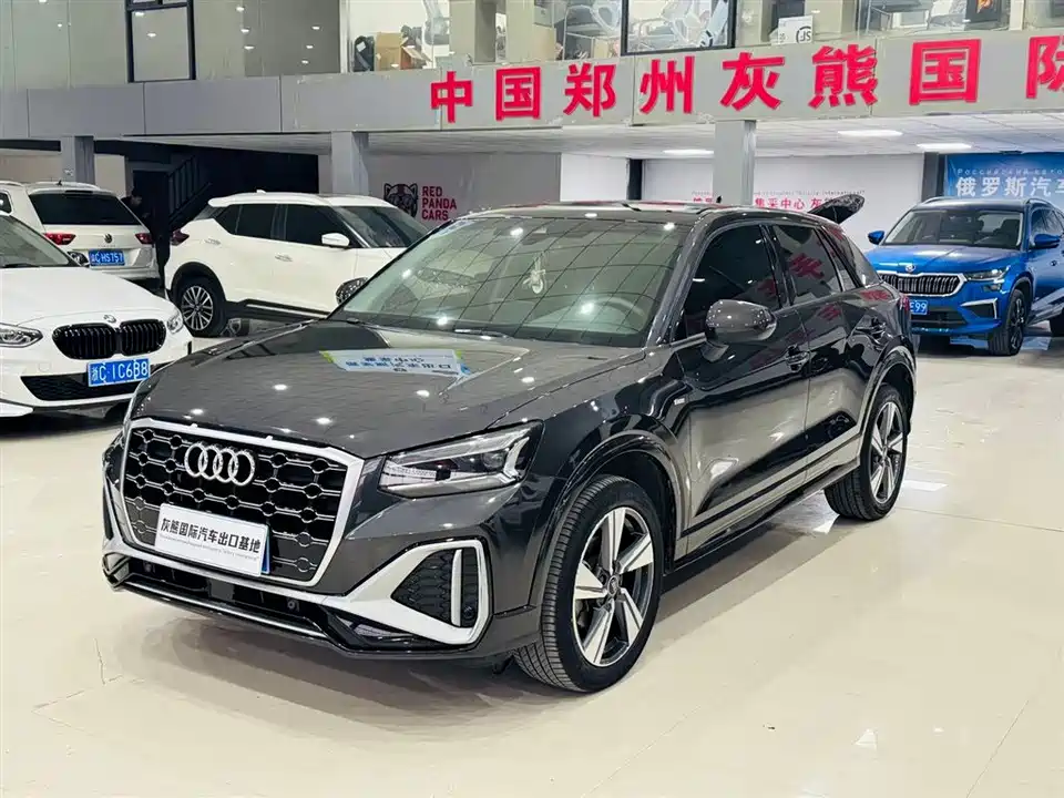 Audi Q2L