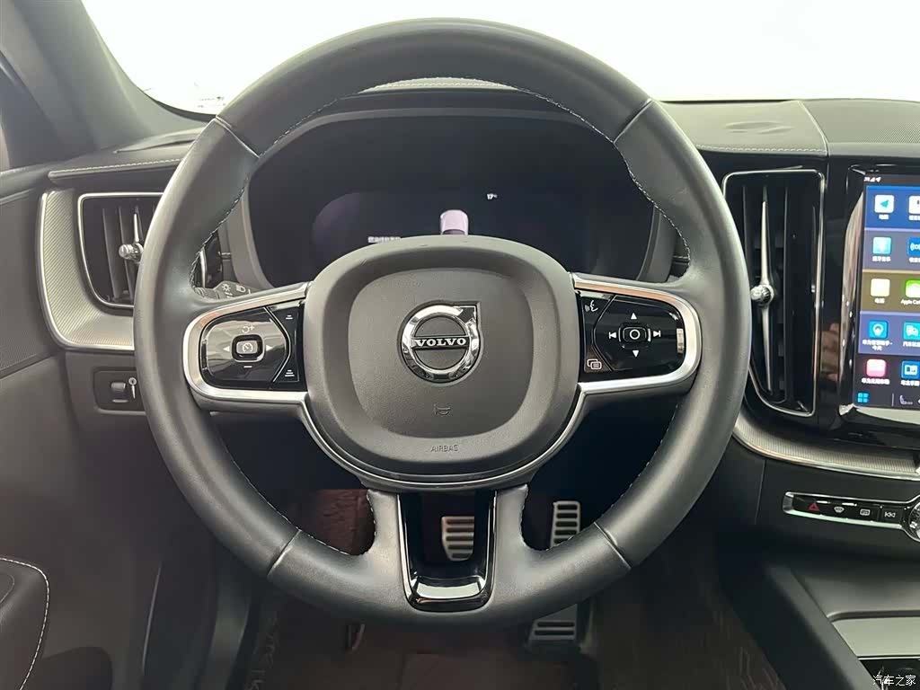 Volvo XC60, 2022 8