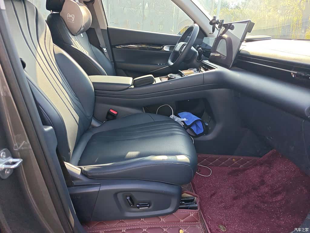 Geely Galaxy E5, 2025 20