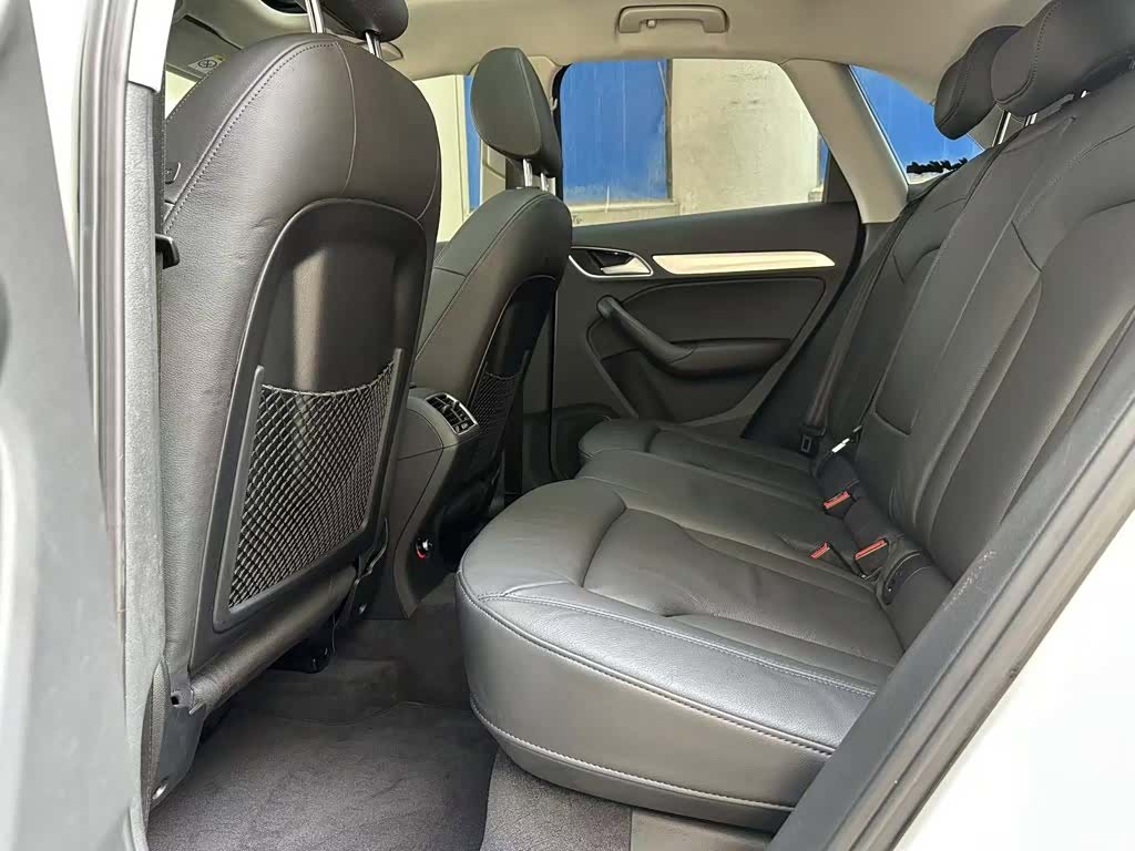 Audi Q3, 2016 14