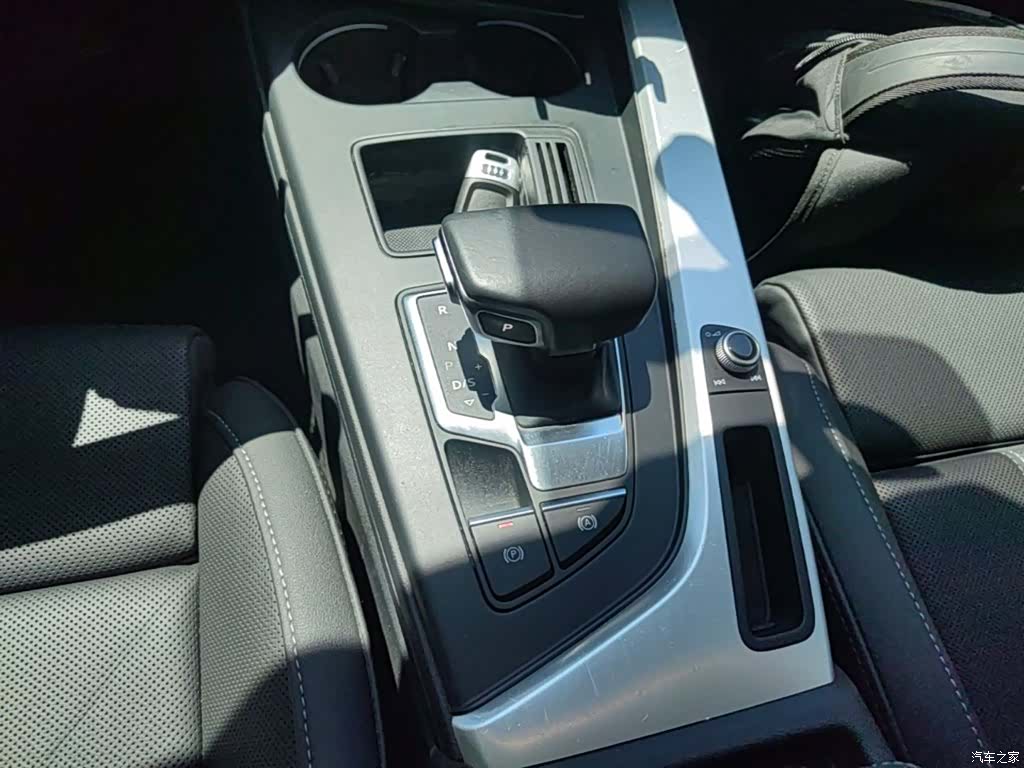 Audi A4L, 2021 14
