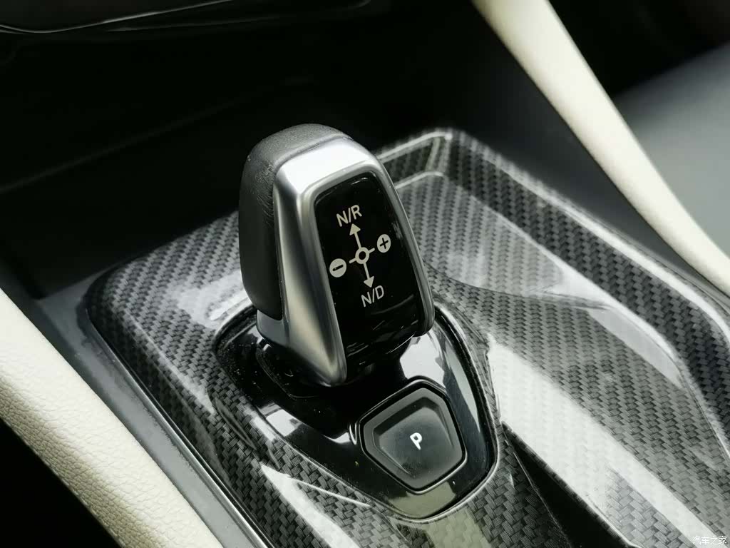 Lynk & Co 01, 2019 13