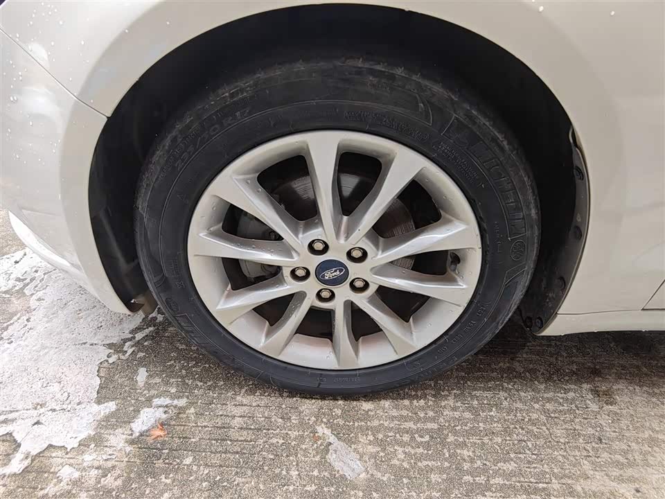 Ford Mondeo Ford Mondeo