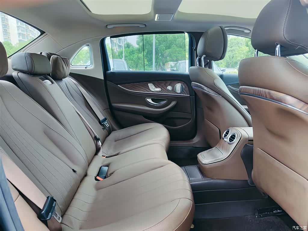 Mercedes-Benz E-Class, 2020 16