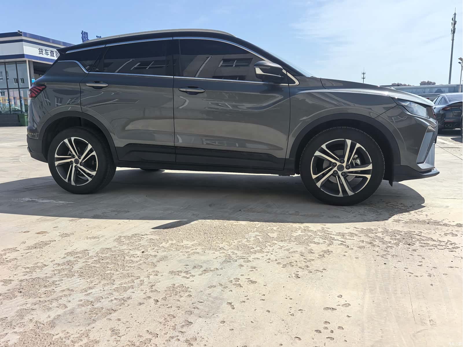 Geely Coolray, 2022 7