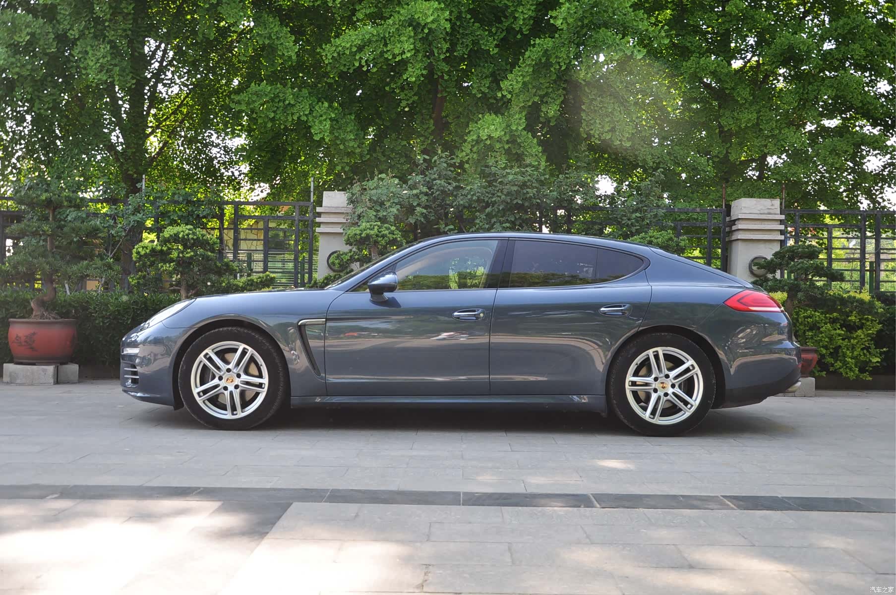 Porsche Panamera, 2014 3