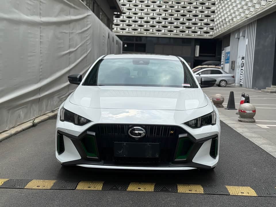 Trumpchi Shadow Leopard