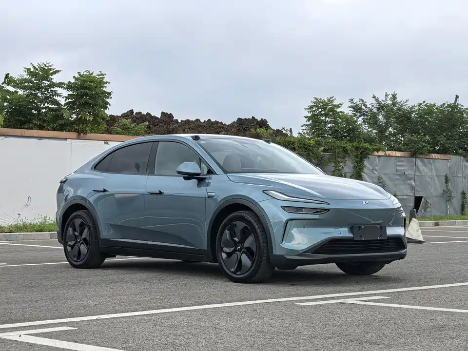 NIO L60