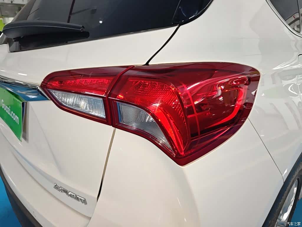 Buick Envision Plus, 2019 8