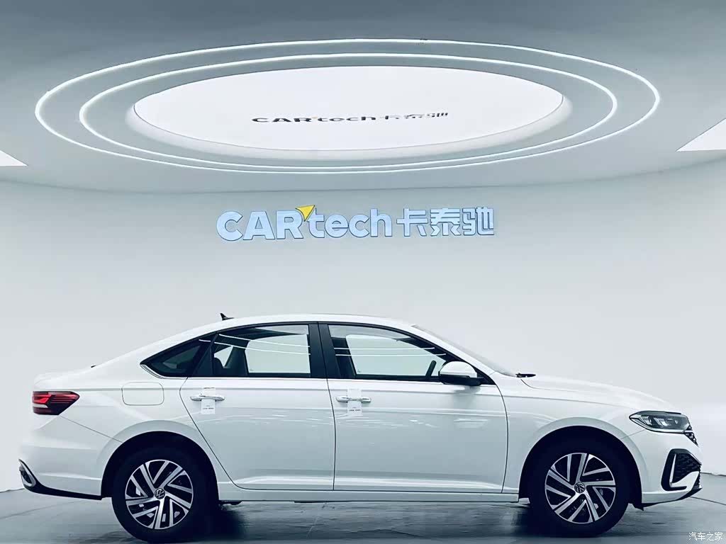 Volkswagen Lavida, 2026 4