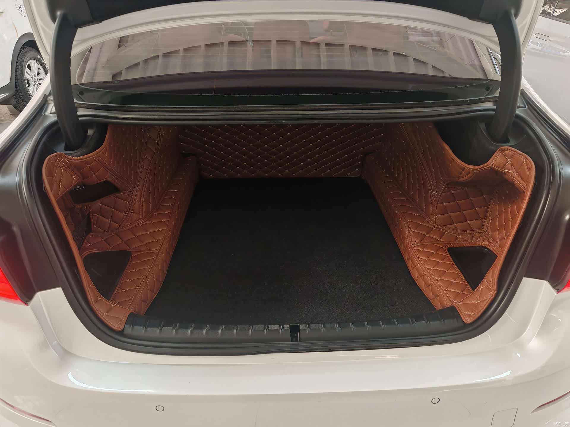 BMW 5 Series, 2018 12