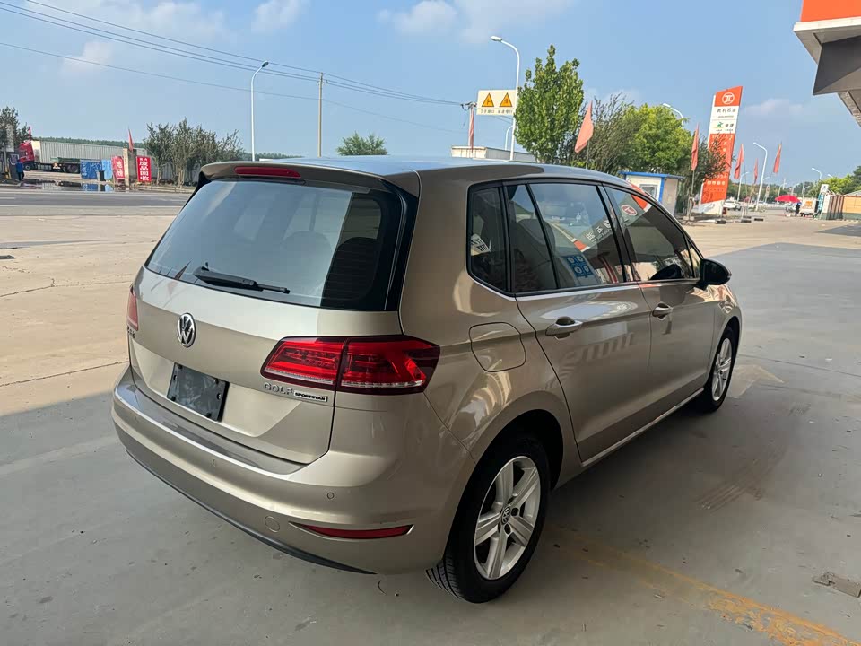 Volkswagen Golf*Jiayu Volkswagen Golf*Jiayu