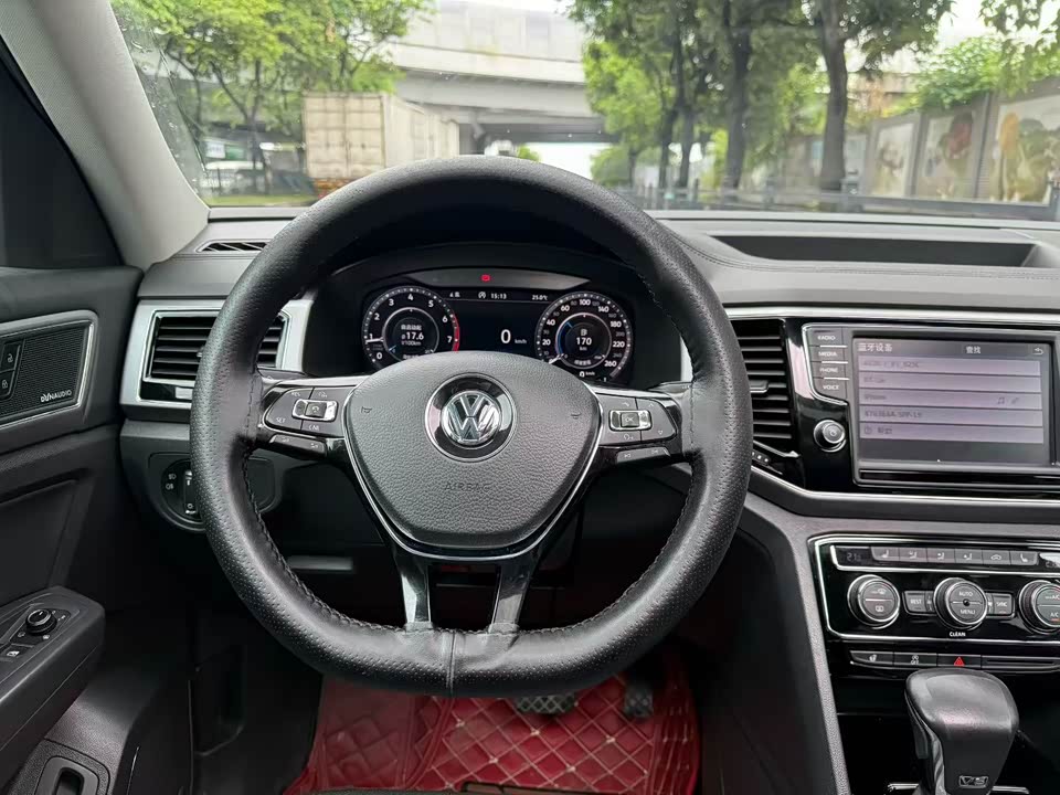 Volkswagen Tourang
