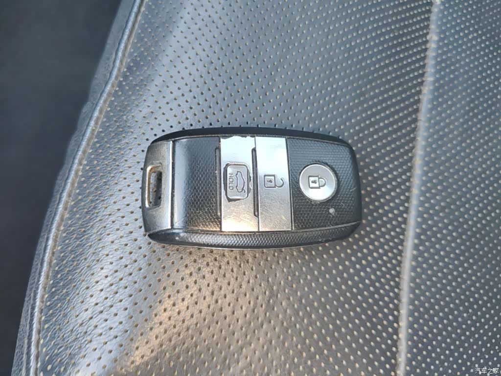 Kia K3, 2015 17