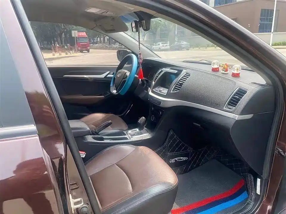 Geely Vision