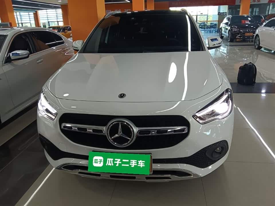 Mercedes-Benz GLA