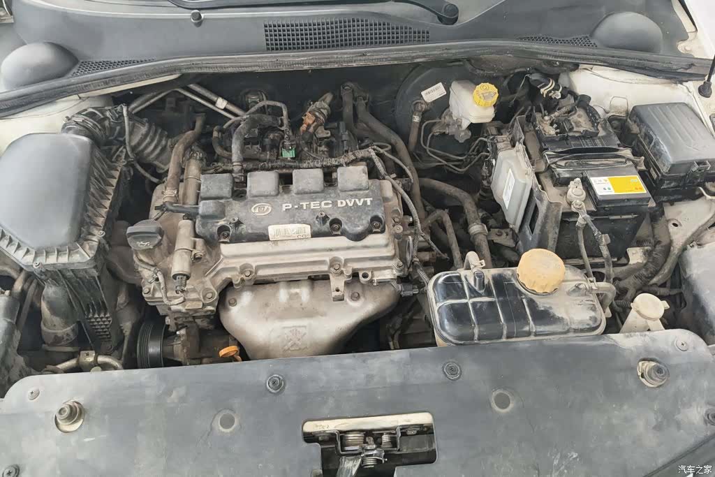Wuling 310W, 2018 10