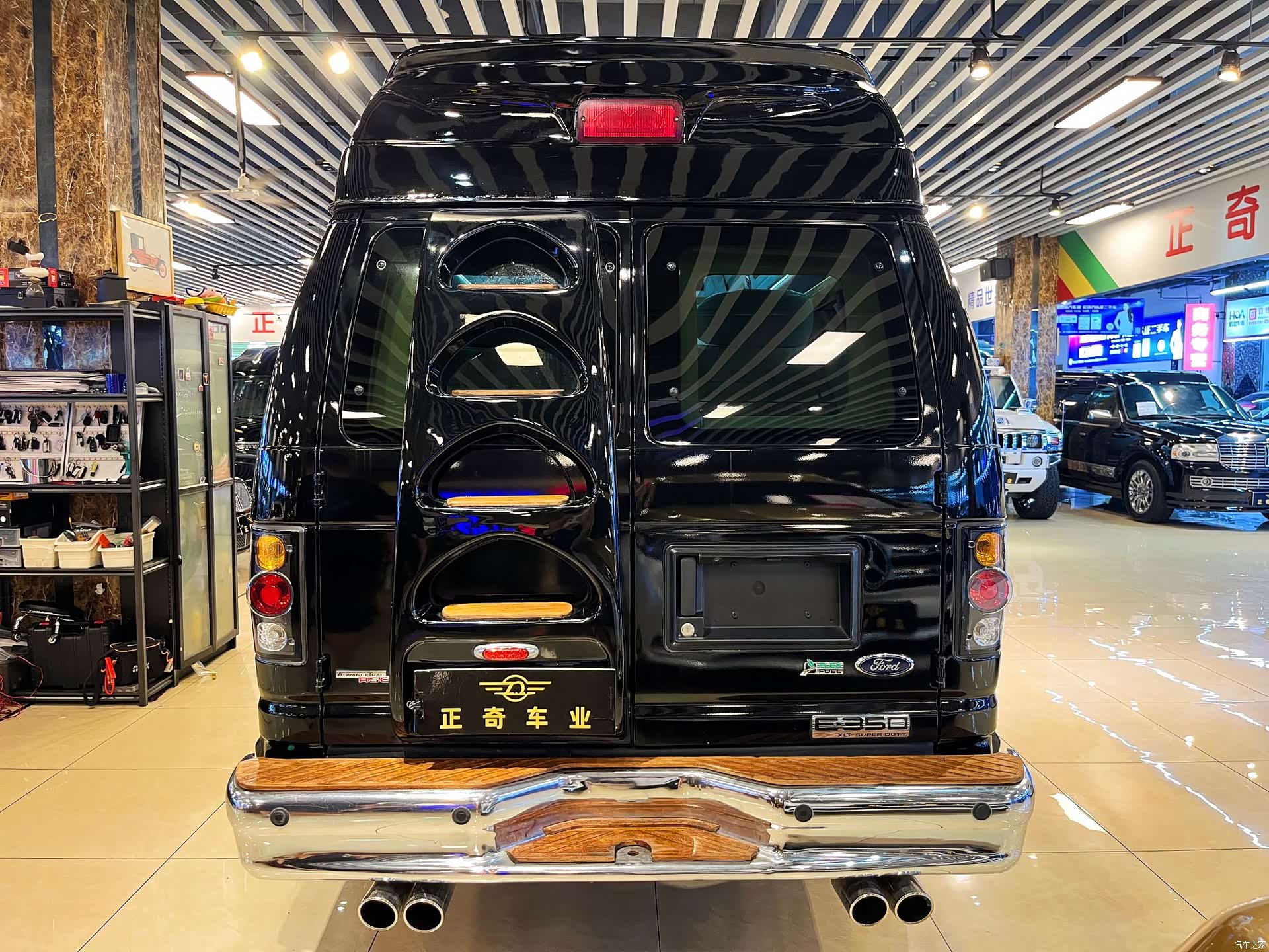 Ford E350, 2016 все фото