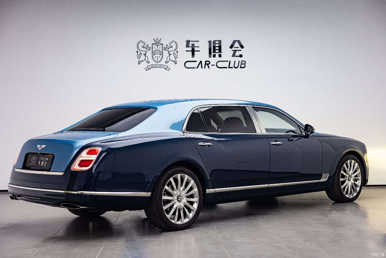 Bentley Mulsanne, 2017 2