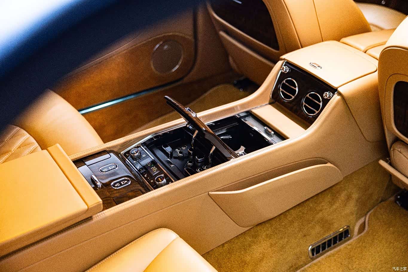 Bentley Mulsanne, 2017 20