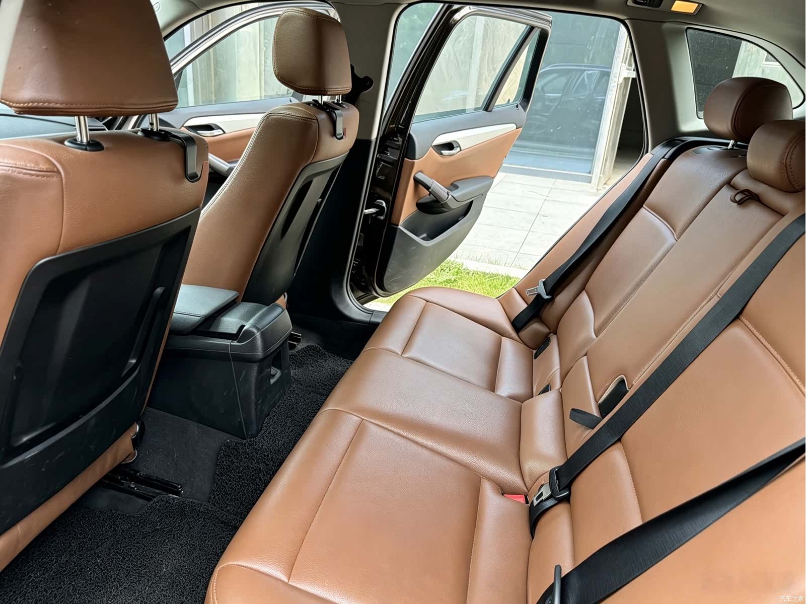 BMW X1, 2012 6