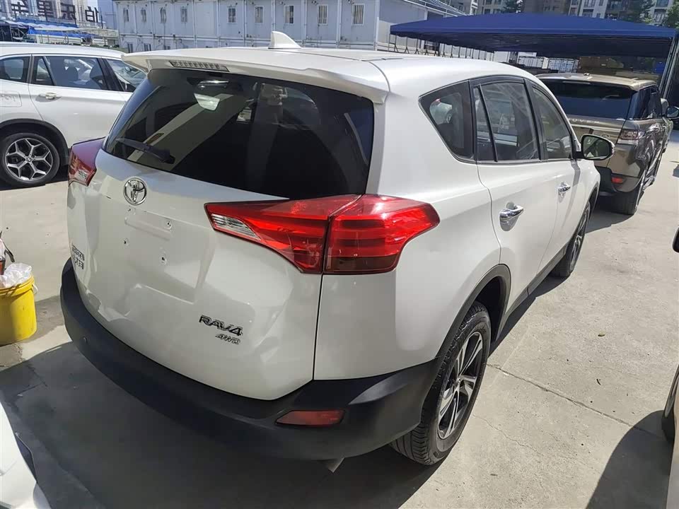 Toyota RAV4 Rongfang
