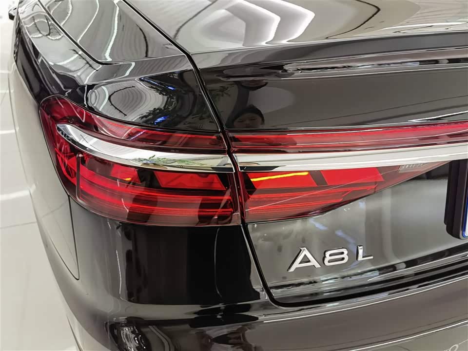 Audi A8 Audi A8