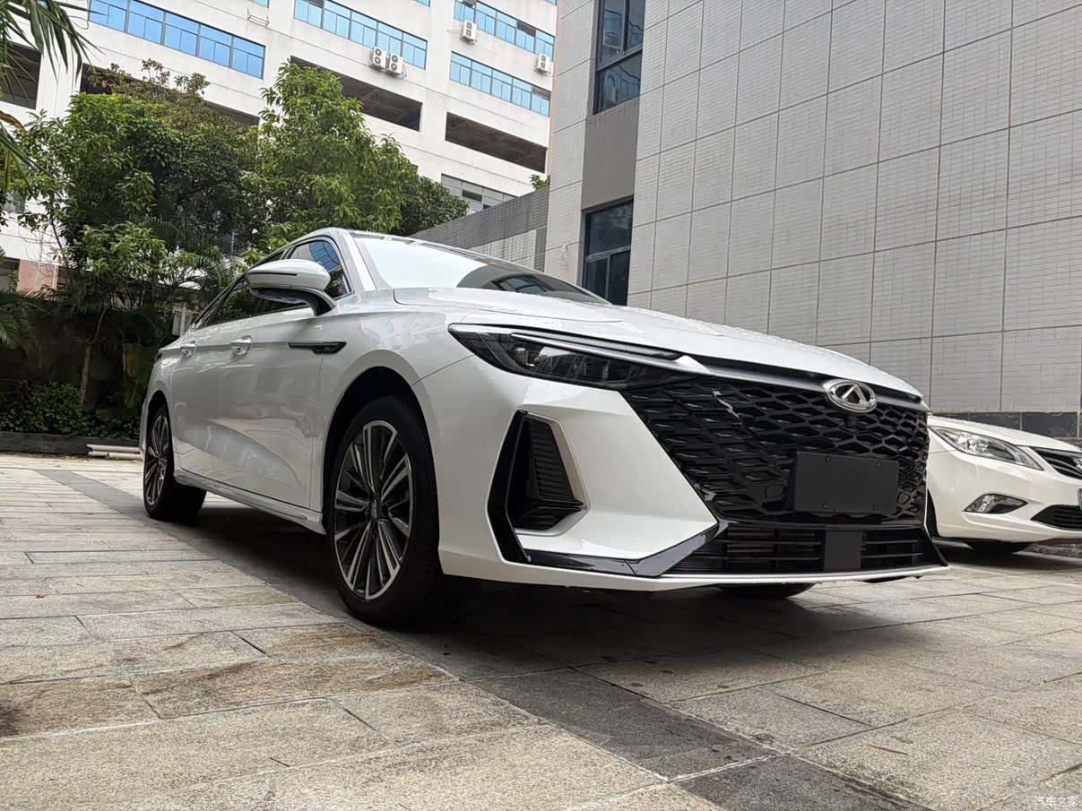 Chery Arrizo 8, 2023 3