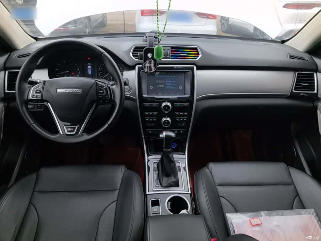 Haval H2, 2016 10