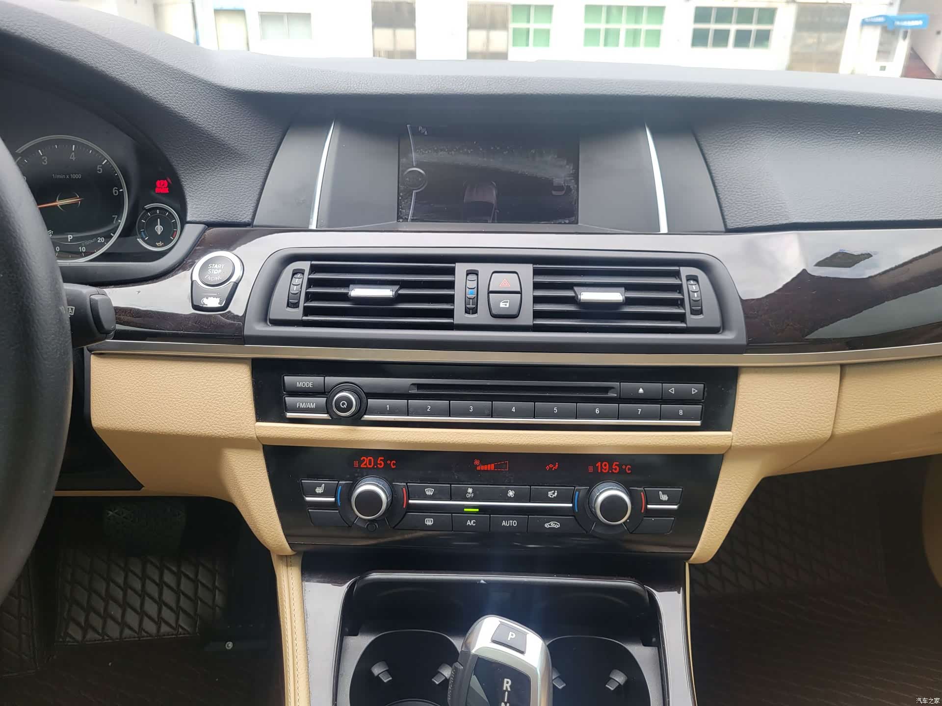 BMW 5 Series, 2014 22