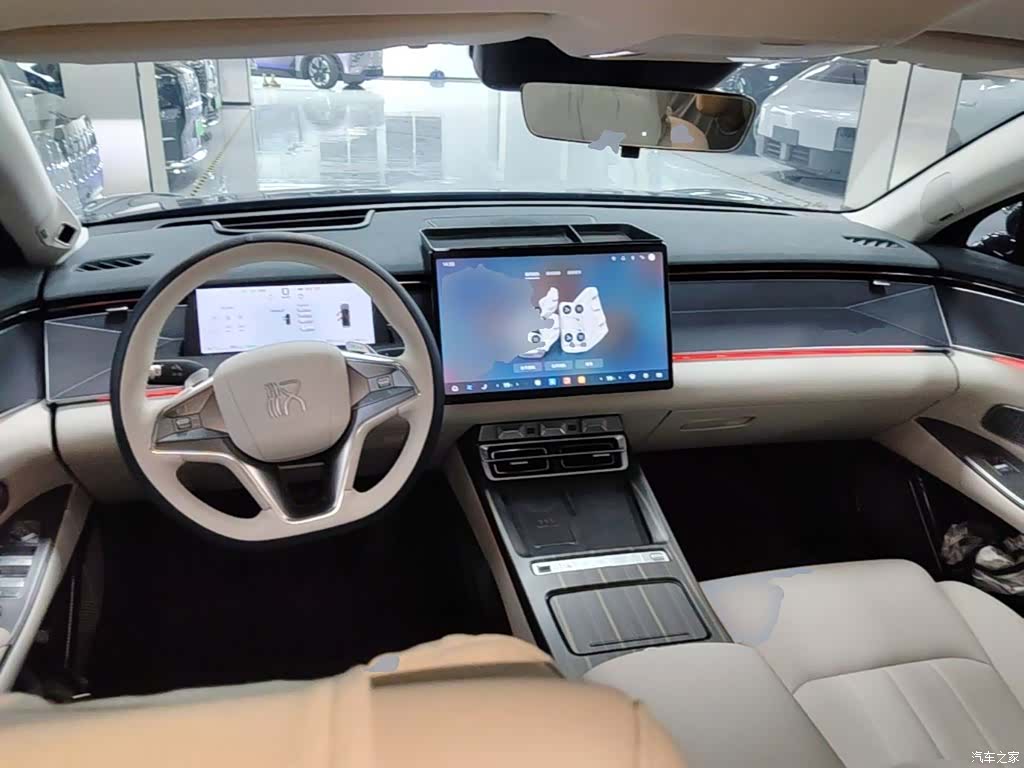 BYD Han, 2025 10