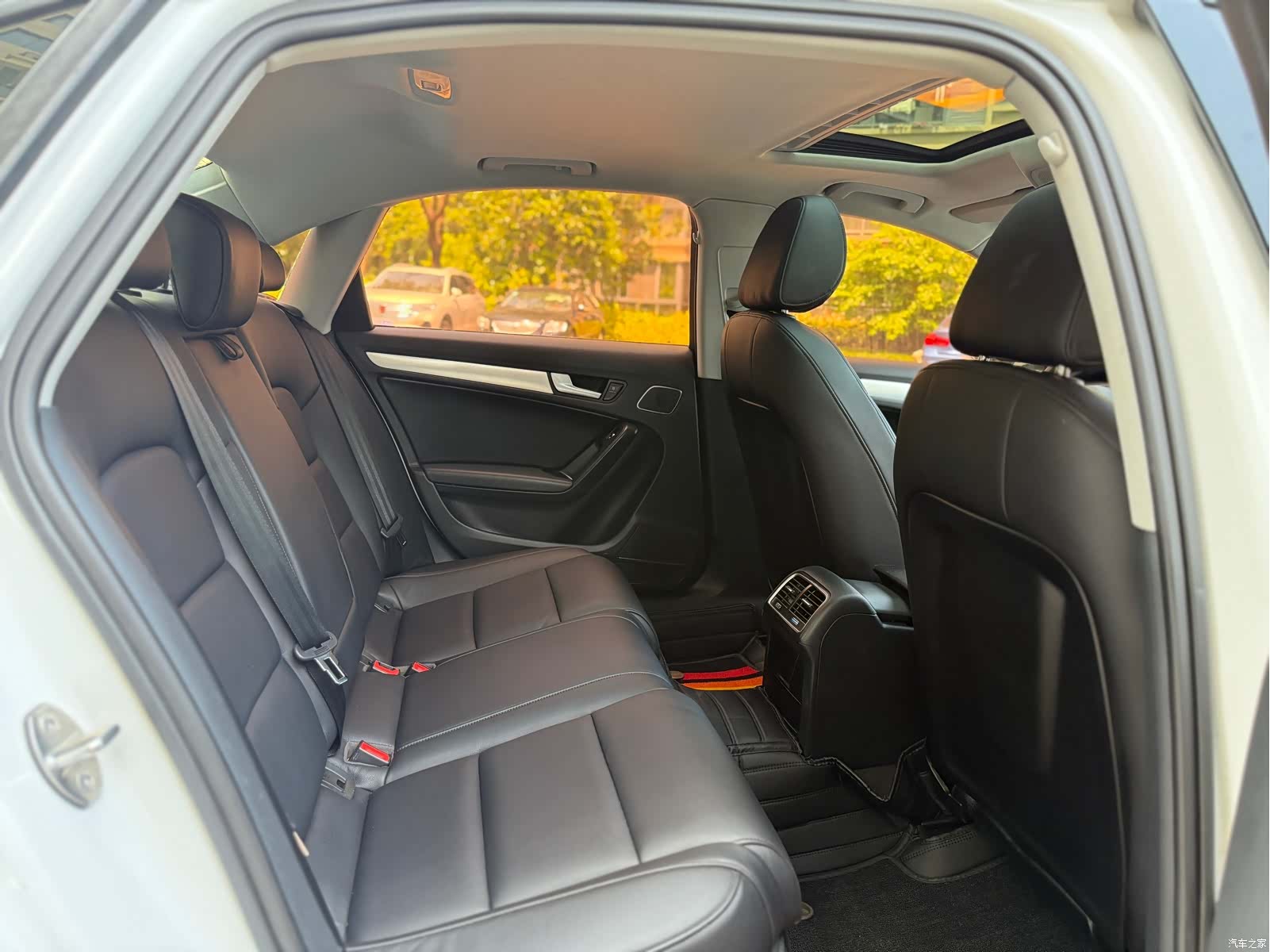 Audi A4L, 2016 12