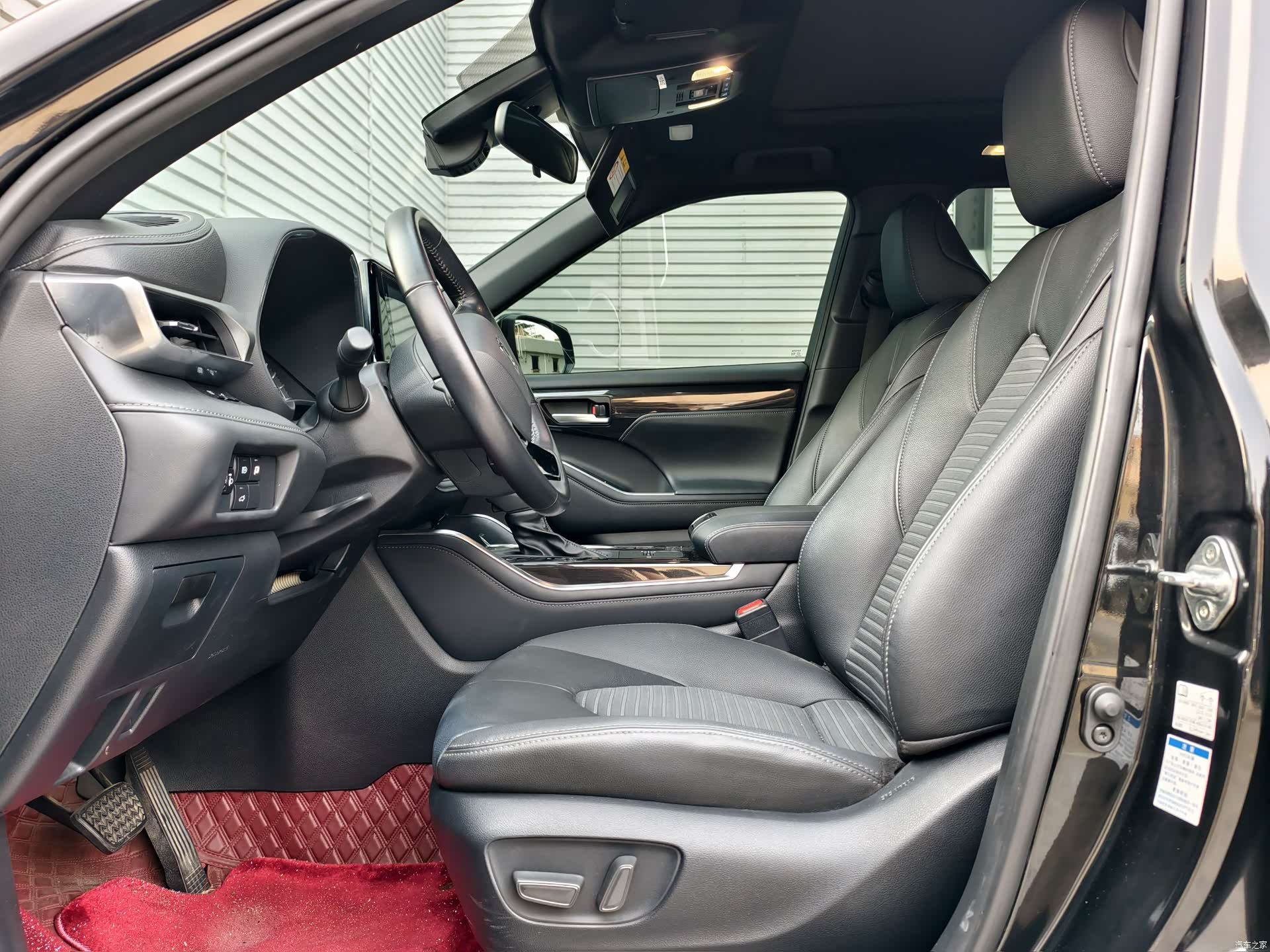 Toyota Crown, 2022 6